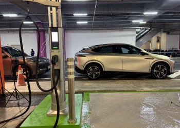 XPeng与Charge+携手 在KL Eco City商场启用350kW电动车充电枢纽