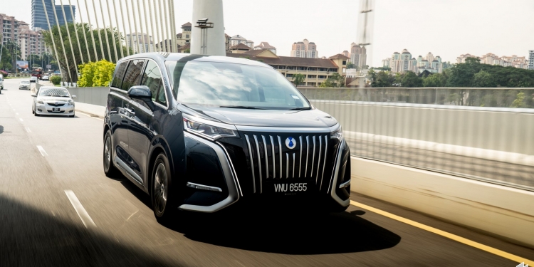 马来西亚Denza D9 AWD试驾:售价30万9000令吉,真的是Alphard终结者吗?