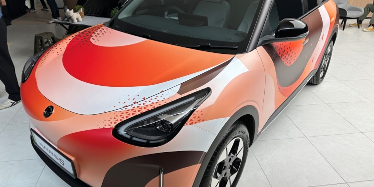 Proton e.MAS 5暂定售价6万令吉起，提供两种版本包含电池