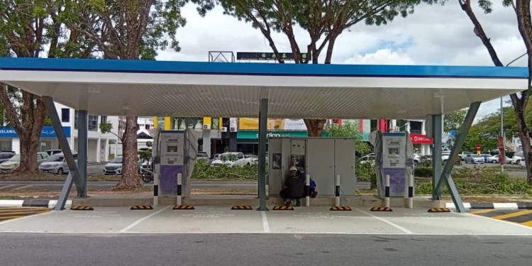 Gentari携手SEB在美里部署两台180kW直流充电桩