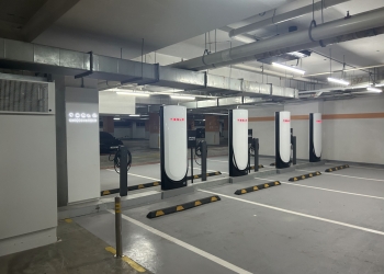 特斯拉在Nexus Bangsar South部署超级充电站,在Kota Kemuning Quayside Mall部署目的地充电站