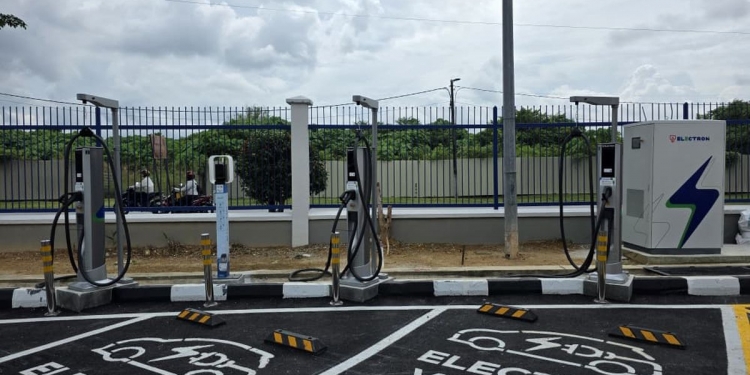 TNB Electron在太平国能大厦启用4车位240kW直流快充桩