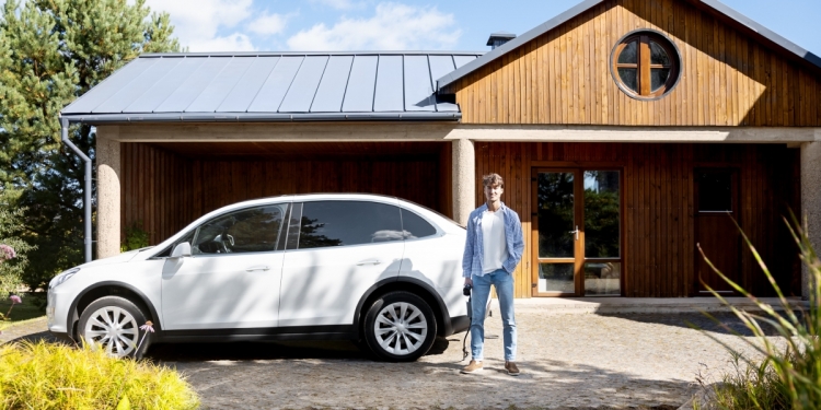 民宿提供电动车充电服务:方便客人,增加房东收入