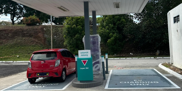 Gentari将Petronas Ayer Keroh 3的NGV加气站改为EV充电站