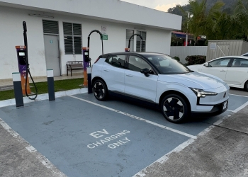 因电池安全隐患，Volvo召回EX30电动车