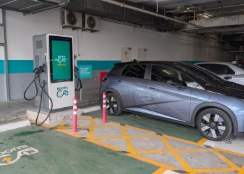 Boomicaj在仁嘉隆Lotus’s部署40kW直流充电桩