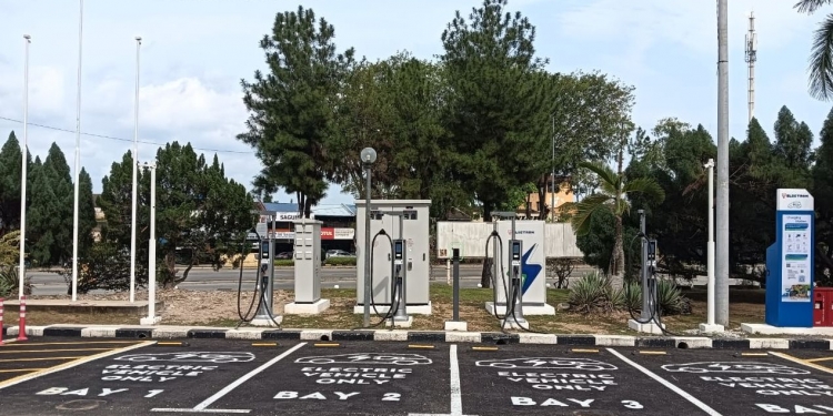 TNB Electron在彭亨淡马鲁Wisma TNB部署240kW直流充电桩