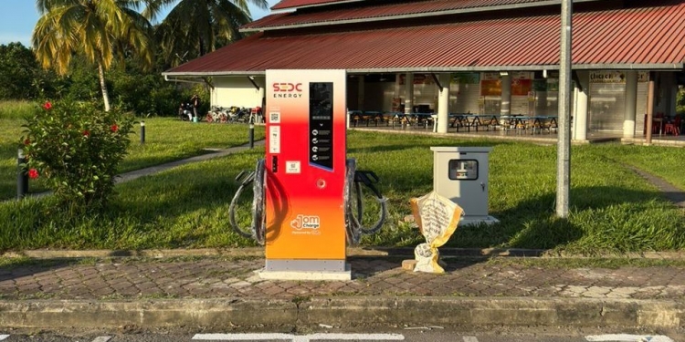 SEDC Energy联手JomCharge在砂州木中部署直流充电桩，充电费全马最贵