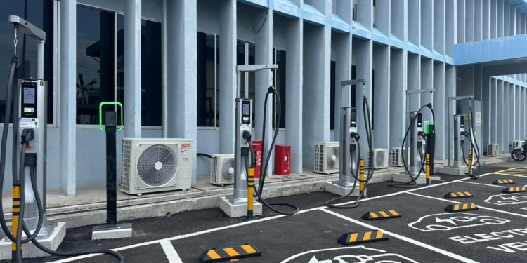 TNB Electron在槟城峇六拜部署400kW直流充电站