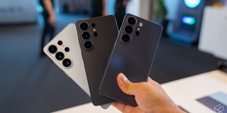 Samsung Galaxy S26 Ultra：Privacy Display、超频Snapdragon 8 Elite Gen 5、更大光圈相机与更快充电