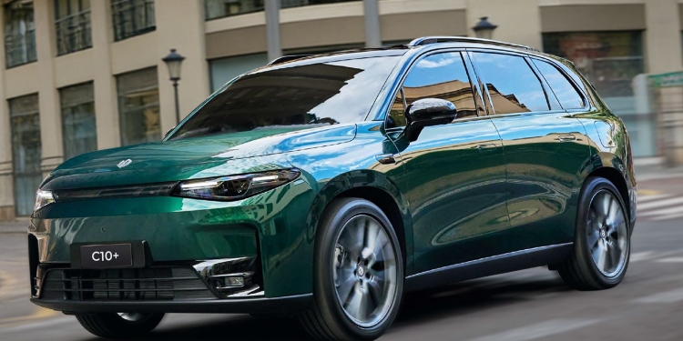 Leapmotor C10+:升级至295马力电机、更大电池续航达510公里、支持更快180kW DC快充