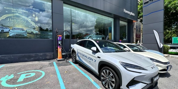 BYD Harmony Auto Hartamas的Gentari 100kW直流充电桩现已向公众开放