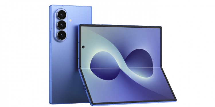 Samsung Galaxy Z Fold 8渲染图“曝光”：折痕更淡、相机升级、电池更大，或于2026年8月发布？