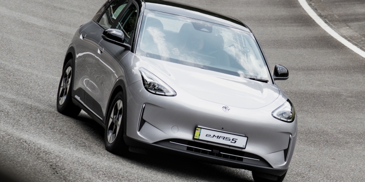 2026年2月整体新车注册量下滑 但电动车注册量同比增长68%