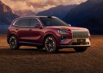 “全球加速最快的混合动力SUV” Zeekr 8X百公里加速仅需2.96秒