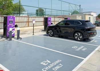 槟岛最大Gentari充电中心启用 总功率540kW设有6个充电位