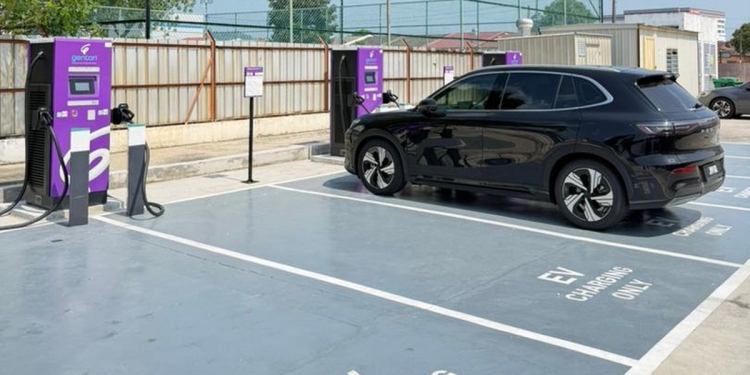 槟岛最大Gentari充电中心启用 总功率540kW设有6个充电位