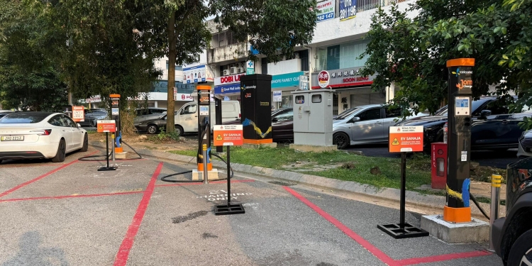 JomCharge与DBKL合作在大城堡麦当劳部署电动车充电桩