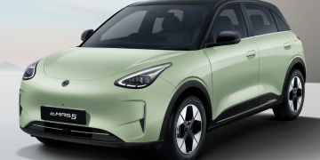 Proton e.MAS 5新增Jade Green车身配色 售价仍是5.7万令吉起