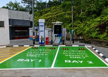 TNB Electron在文冬收费站附近BHPetrol Karak往吉隆坡方向启用200kW直流充电桩
