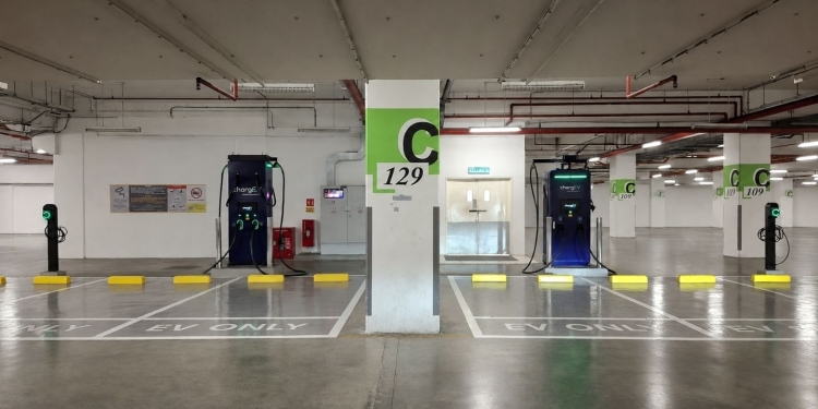ChargEV在地不佬永旺商场增设180kW和60kW直流充电桩