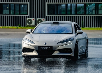 Denza Z9 GT登陆大马：续航里程达600公里，售价35万8800令吉起