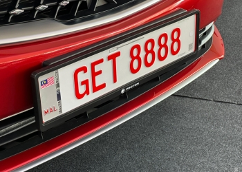 不只电动车，德士也有专属JPJePlate：全新GET车牌白底红字，配防伪QR二维码