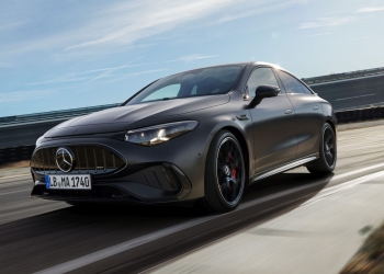 纯电动Mercedes-AMG CLA 45登场：三马达加持、671马力、保留四缸引擎声浪