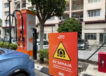 JomCharge在安邦班登美华麦当劳启用100kW直流充电桩