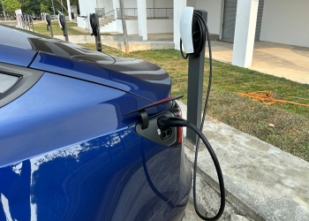 Tesla目的地充电器不再免费，Tesla车主交流充电须付每kWh 0.88令吉