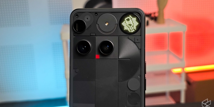 Nothing Phone (3) 在大马降价:最高降幅达500令吉,新售价2599令吉起