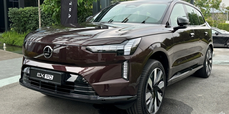 Volvo EX90 CKD上市：671hp、支持350kW直流快充、售价40.4万令吉起