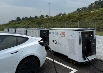 JomCharge在雪邦为F1私人车队部署1400kW充电容量