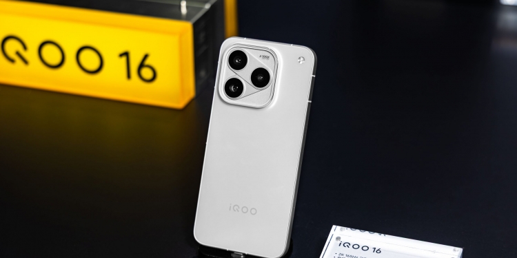 iQOO 16将于11月登陆大马：会是本地首款搭载骁龙8 Elite Gen 6的手机吗？